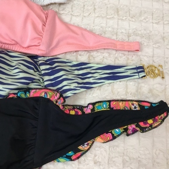 Victoria’s Secret Bikini Tops Bundle S - Picture 2 of 4